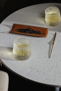 獨特的風味：文山包種茶具有茉莉花香和烏龍茶香的結合，香氣純正，讓人一試難忘。